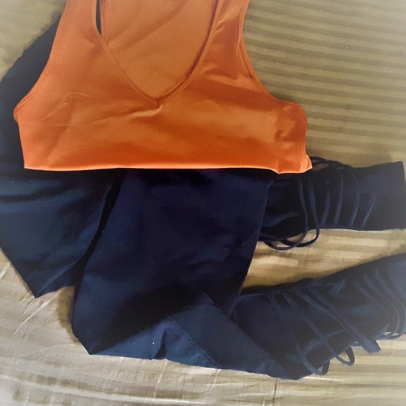 SALE EUC Black Leggings/mesh/sheer bottoms Sz S - Picture 11 of 12